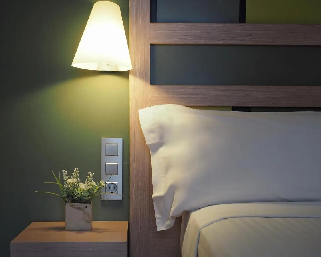 ***  Hotel Ciutat De Barcelone Espagne