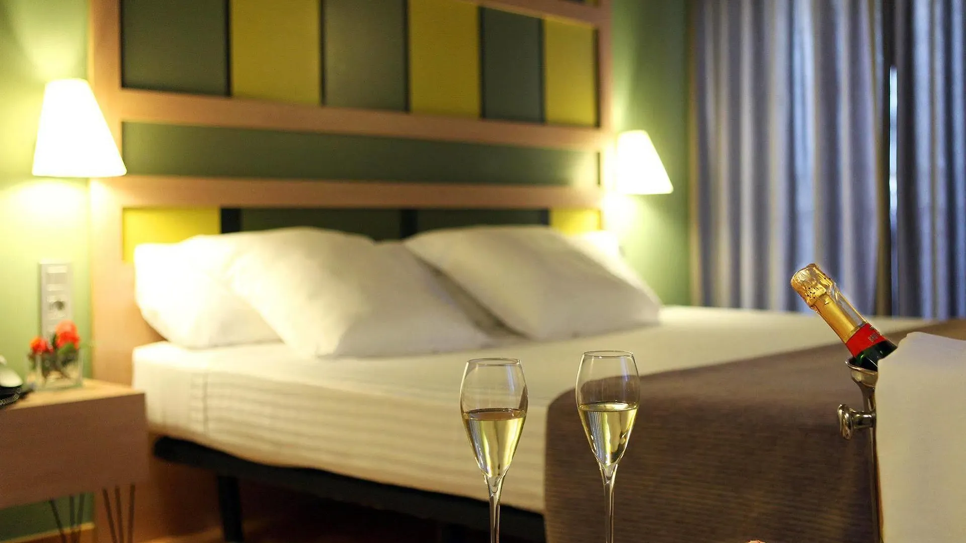 Hotel Ciutat De Barcelone 3*,  Espagne